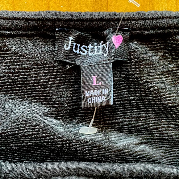 Justify Long Fitted Textured Black Dress large NWT - Picture 4 of 7